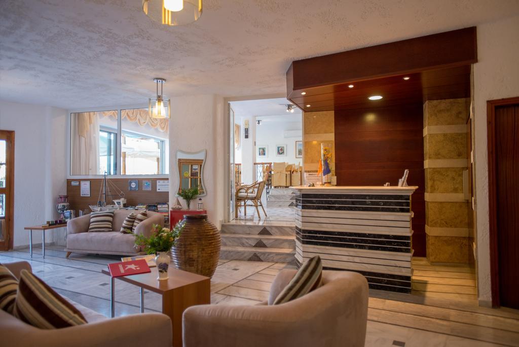 Neos Ikaros Hotel อาเยียกาลินี ภายนอก รูปภาพ