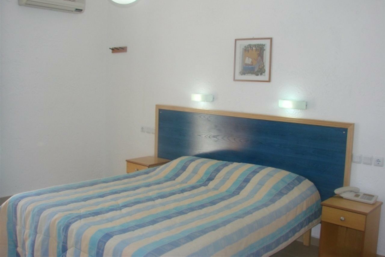 Neos Ikaros Hotel อาเยียกาลินี ภายนอก รูปภาพ